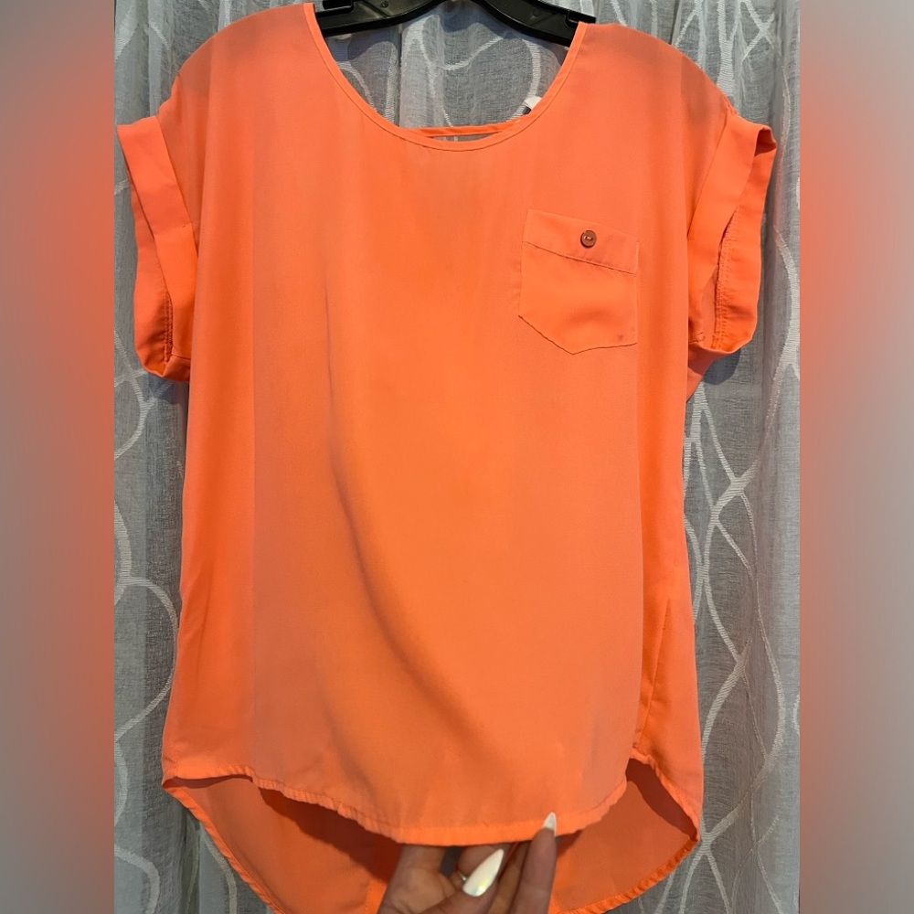 Mine pastel neon blouse with flattering button back size large NWOT- minor flaw